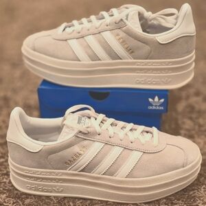 Womens Adidas Platform Gazelle, Grey, Size 7